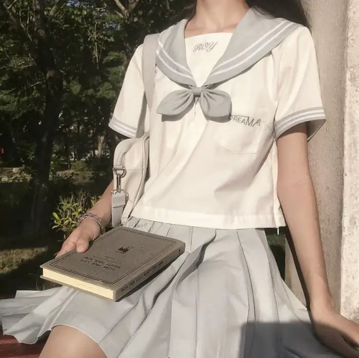 陪她一会儿